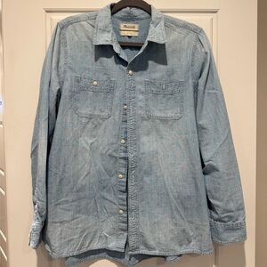 Madewell Light Blue Casual Button Down Shirt